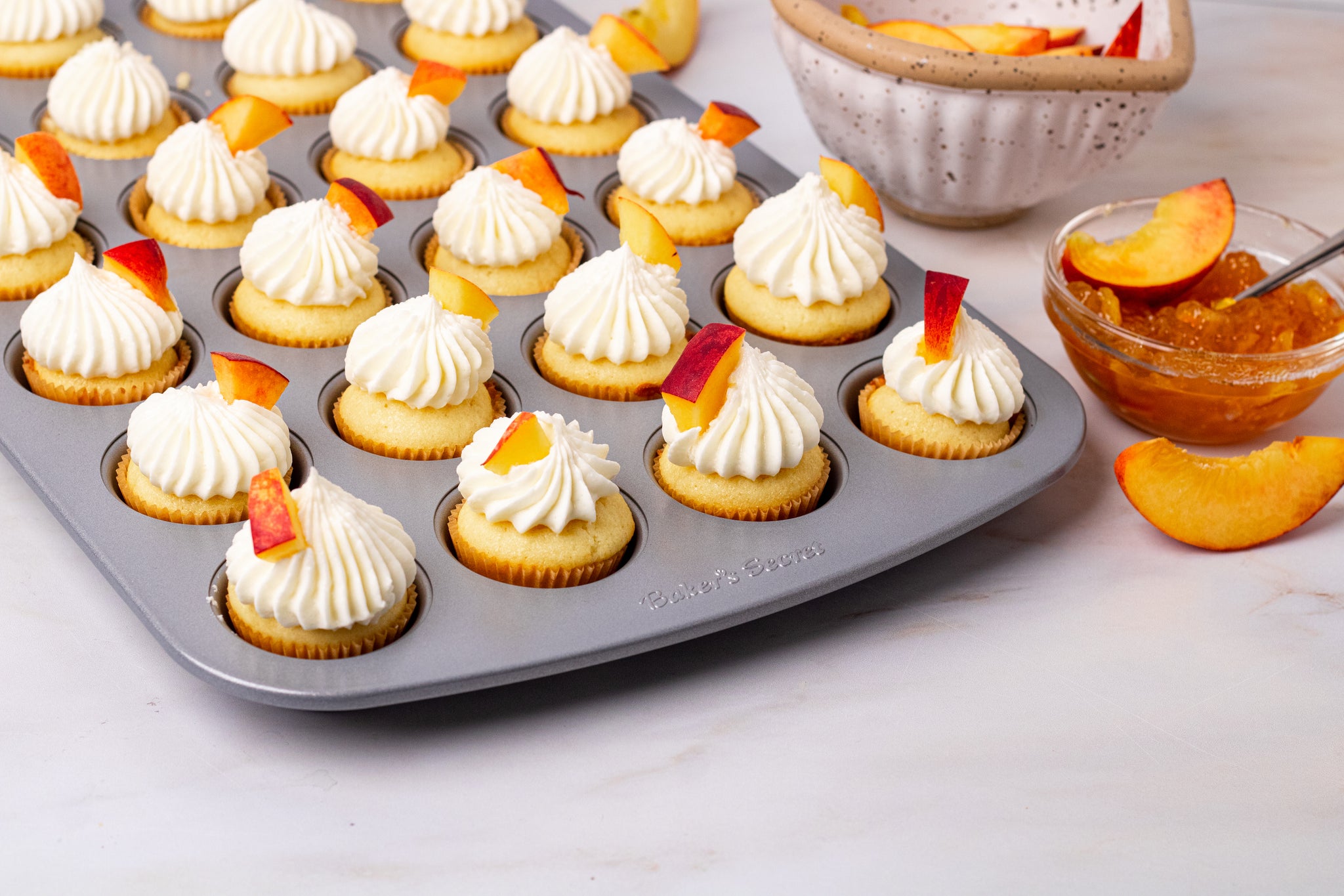 Peaches & Cream Cupcakes