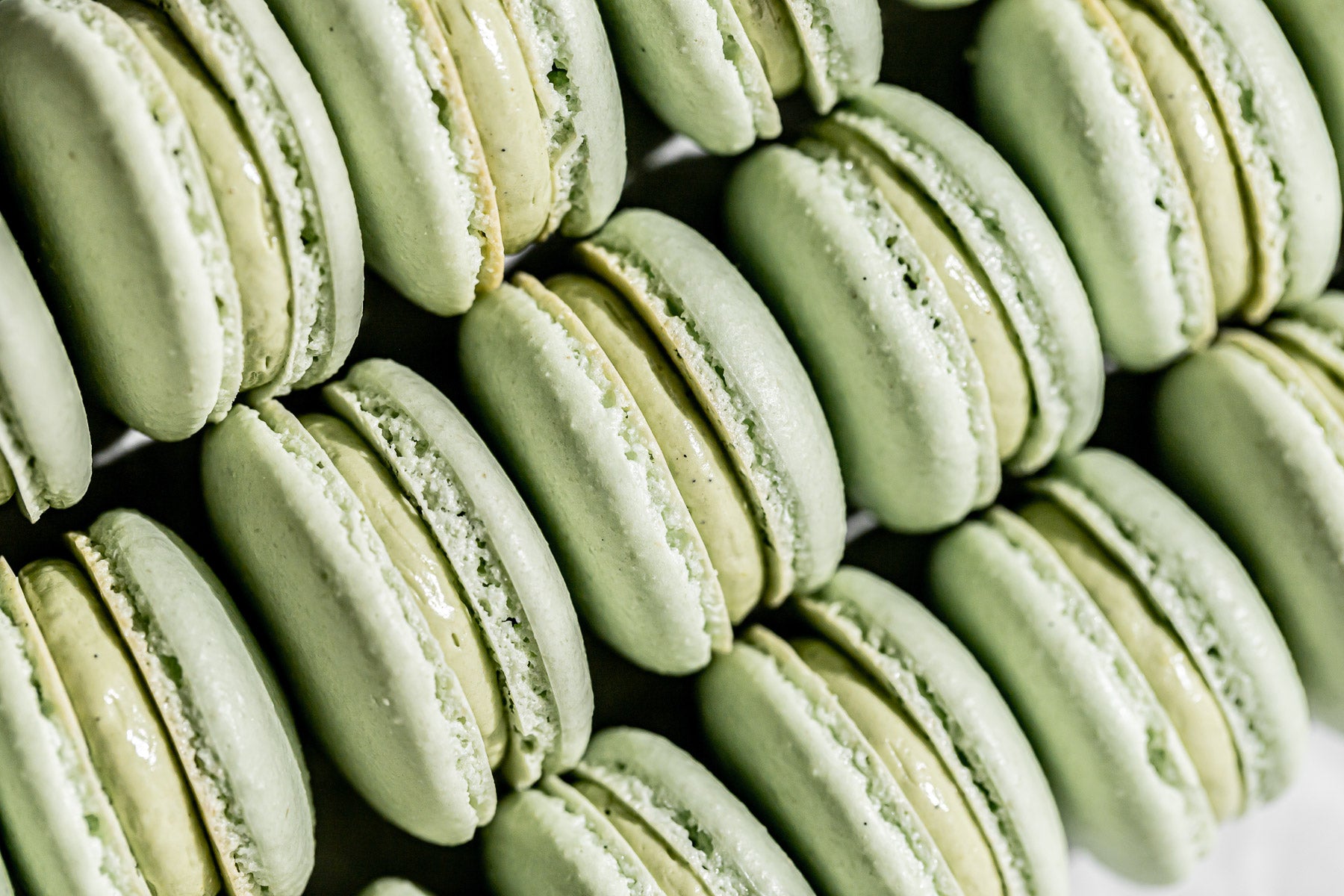 Pistachio macarons