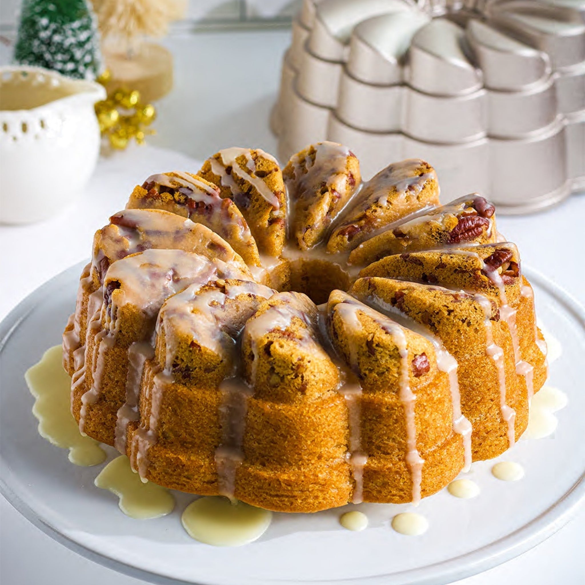 Flower Bundt Tube Pan Flower Bundt Cake Pan NordicWare Blossom