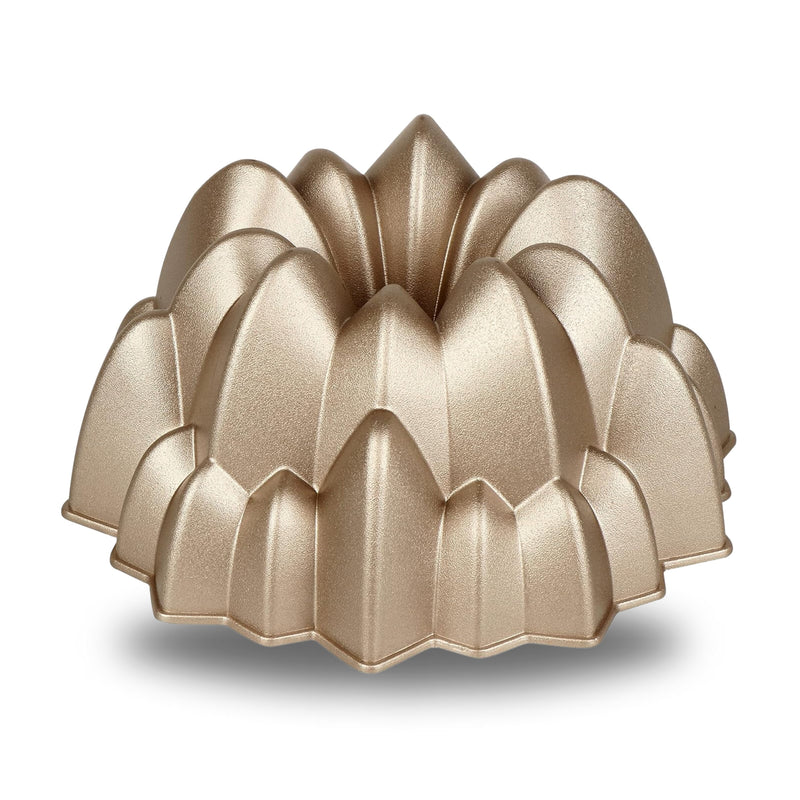 Cascade cast aluminum fluted tube pan, champagne gold