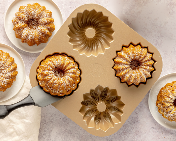 Baker s Secret America s Favorite Bakeware Brand Since 1972