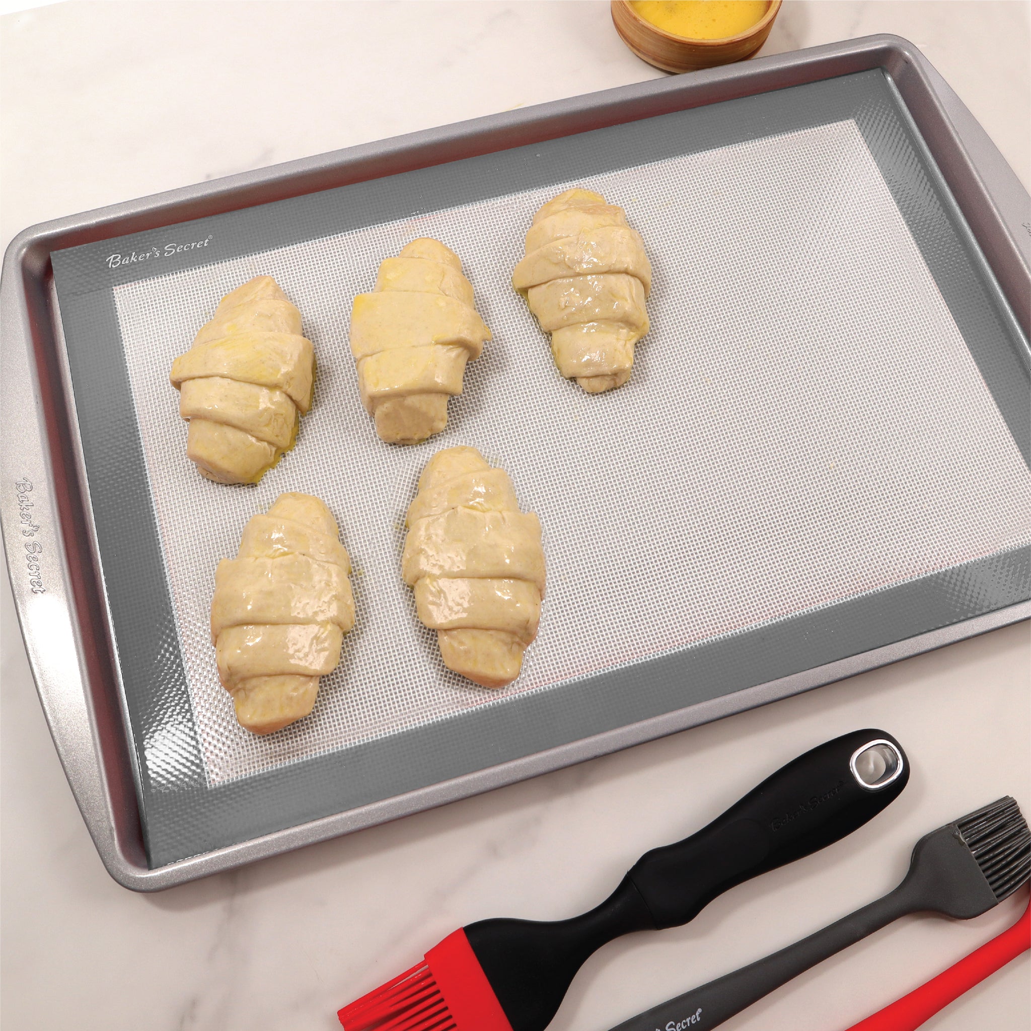 Silicone cookie sheet liner