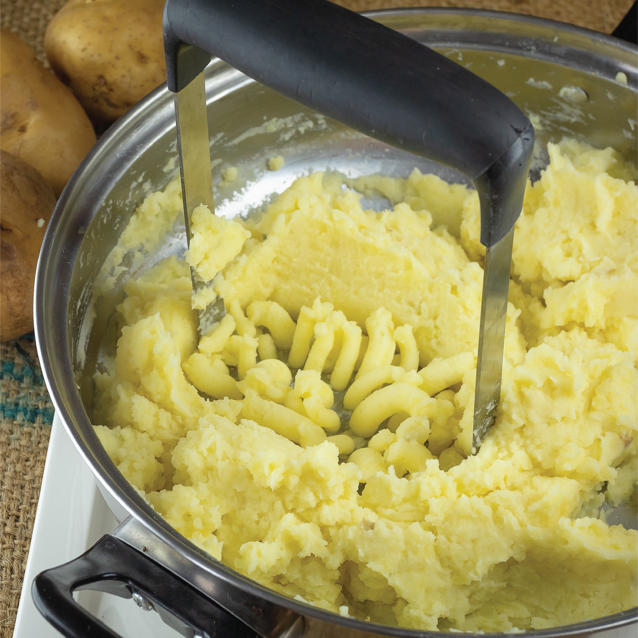 Classic Potato Masher  Cookware Accessories - Baker's Secret